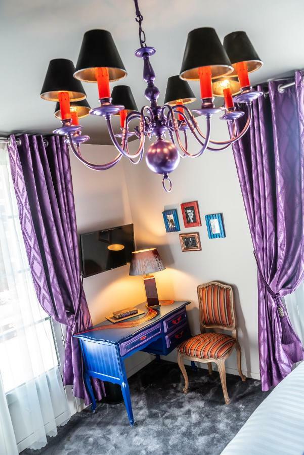 Brit Hotel Privilege Lisieux - La Villa Des Arts Buitenkant foto