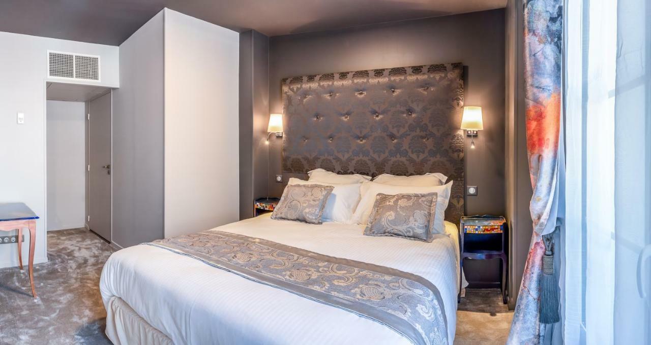 Brit Hotel Privilege Lisieux - La Villa Des Arts Buitenkant foto