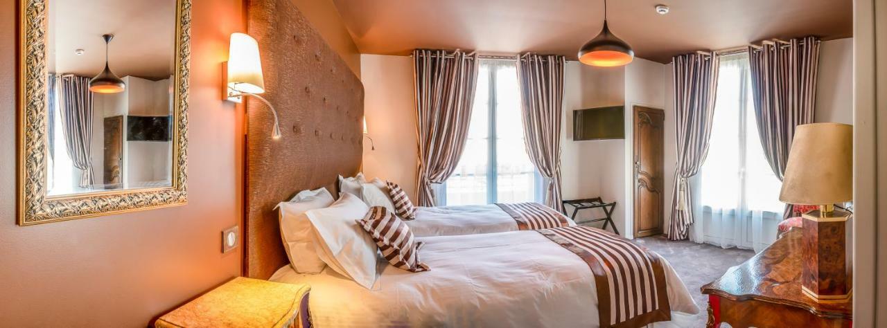 Brit Hotel Privilege Lisieux - La Villa Des Arts Buitenkant foto